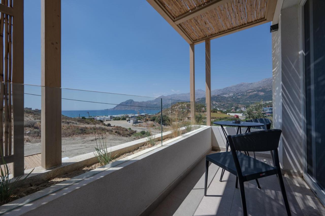 Vila Corallia Near The
