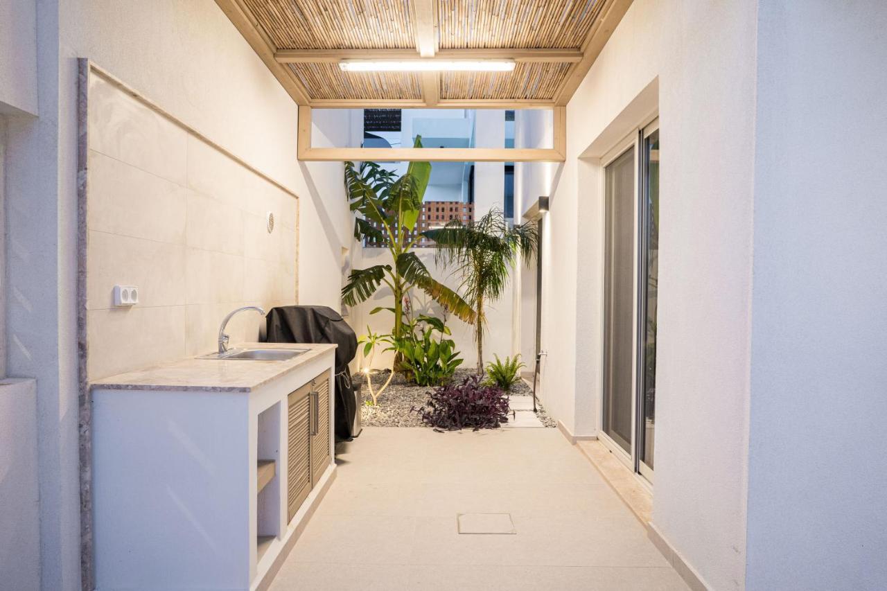 Vila Corallia Near The