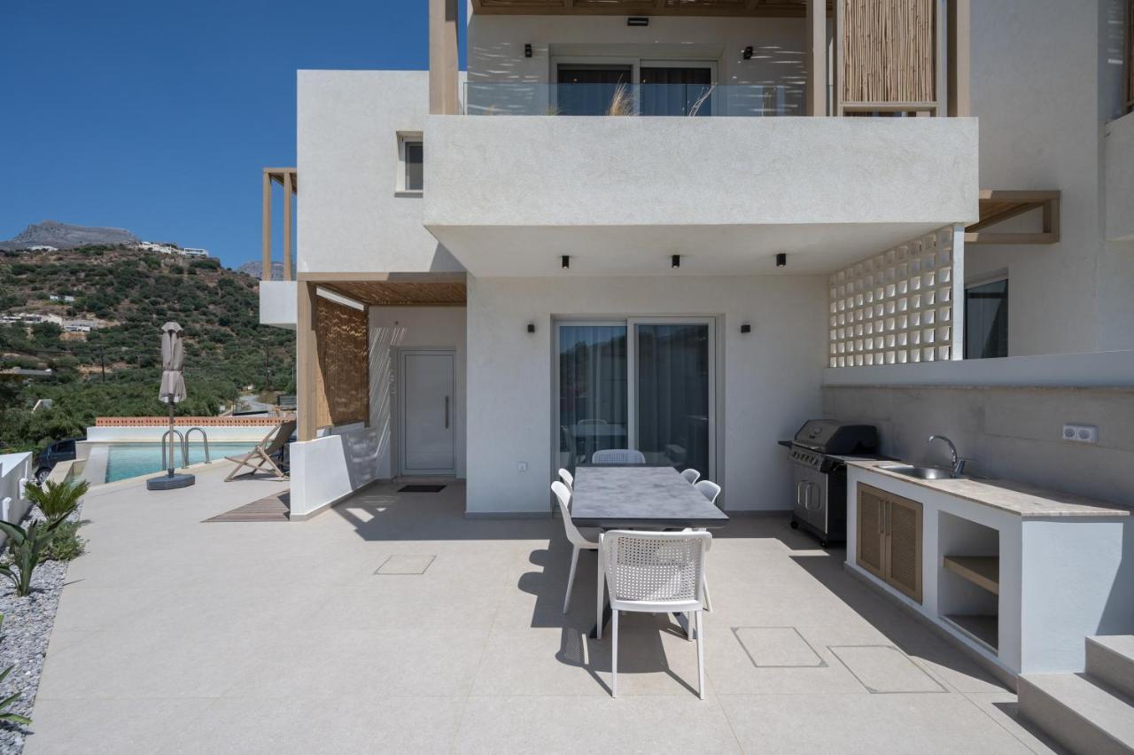 Villa Corallia Near The